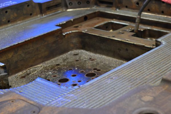 Die build up via robot